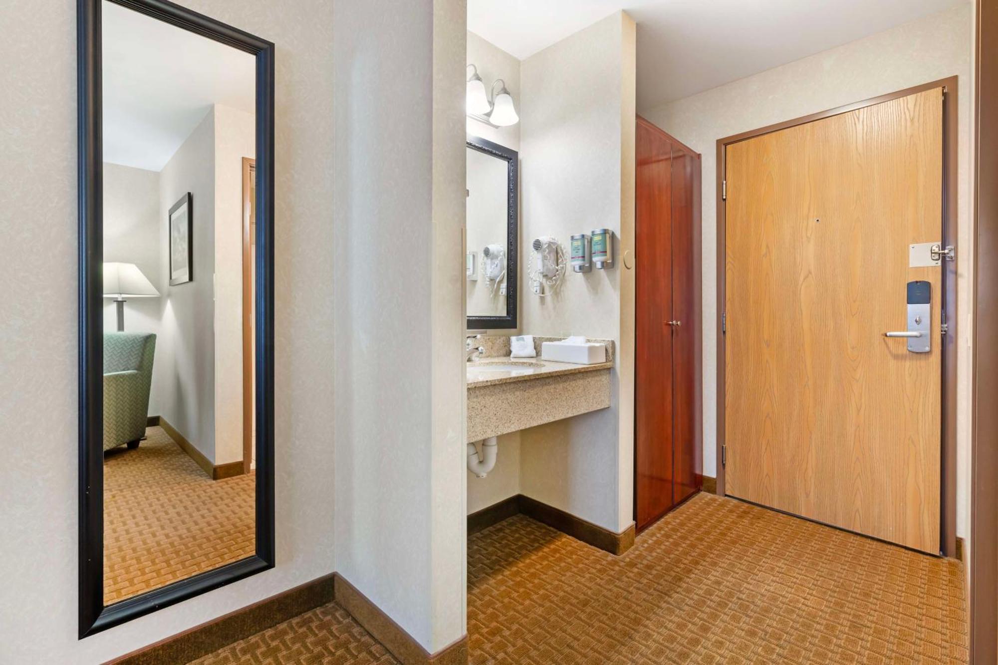 Best Western Wittenberg Inn Екстер'єр фото