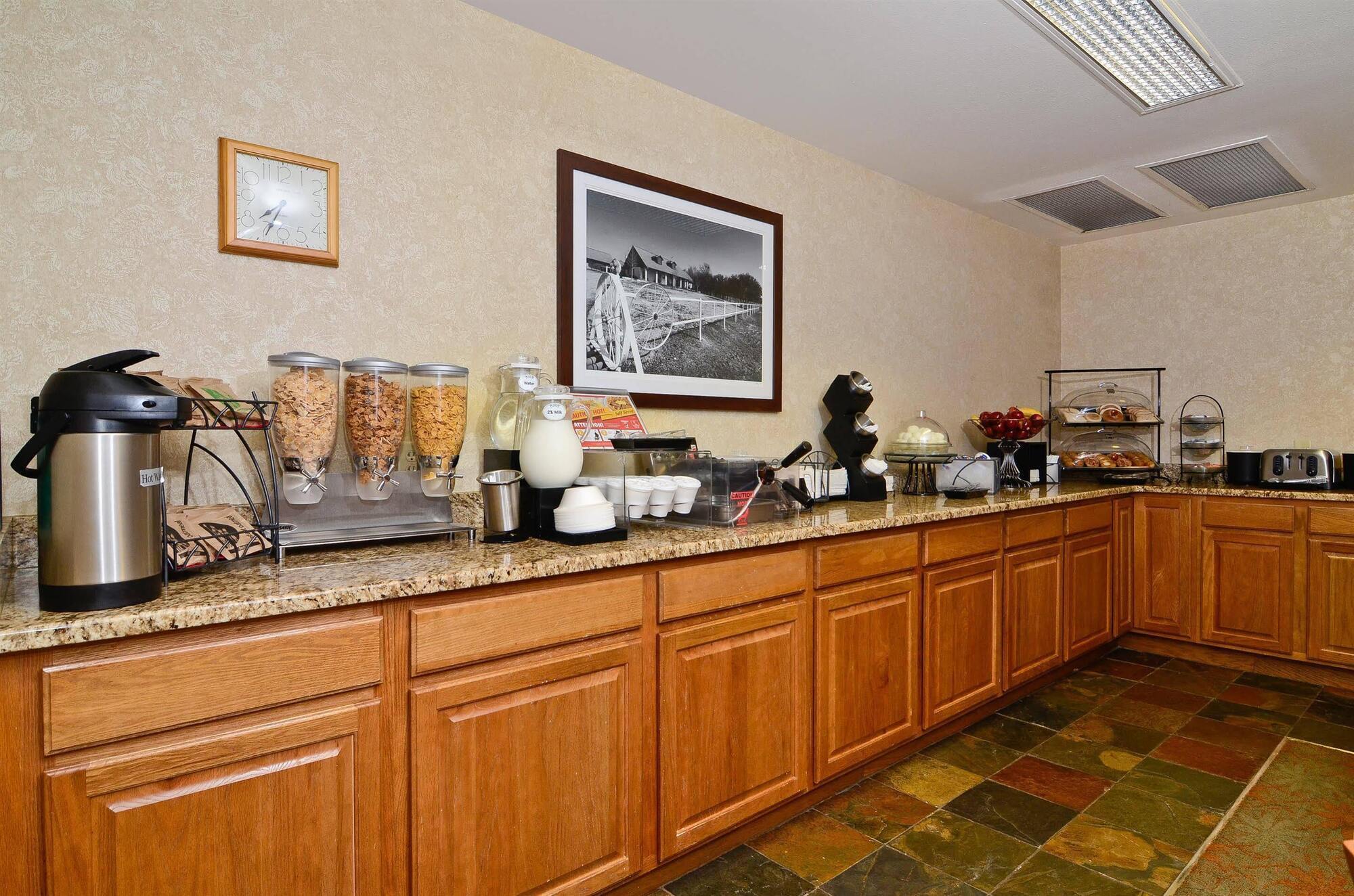 Best Western Wittenberg Inn Екстер'єр фото